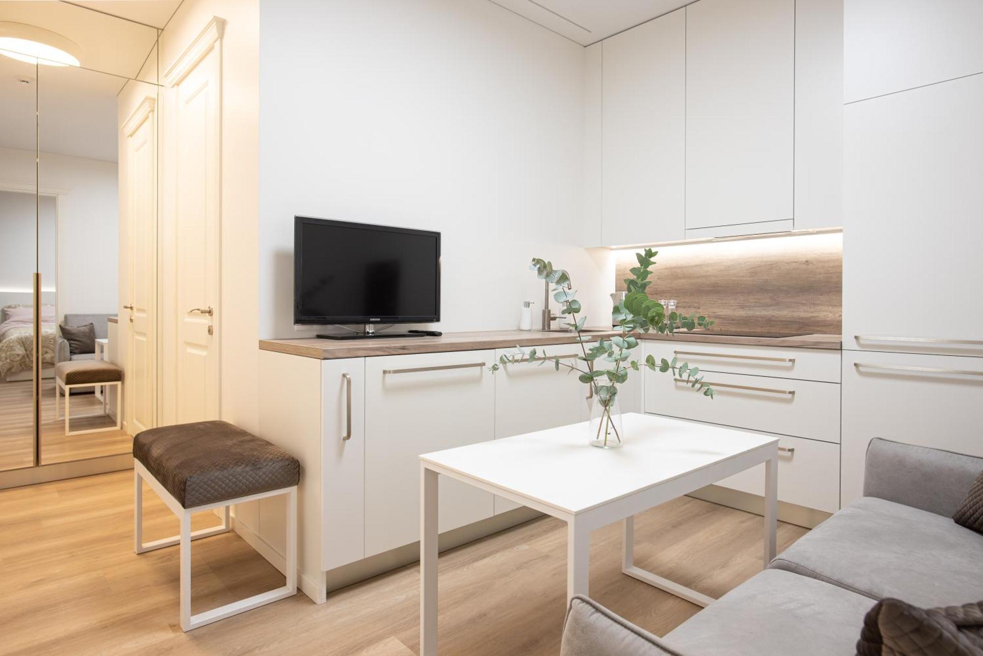 Cathedral Apartment, Perfect For Couples VNO Extérieur photo