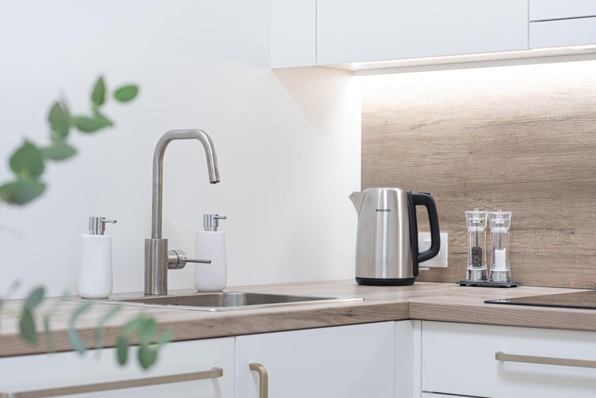 Cathedral Apartment, Perfect For Couples VNO Extérieur photo